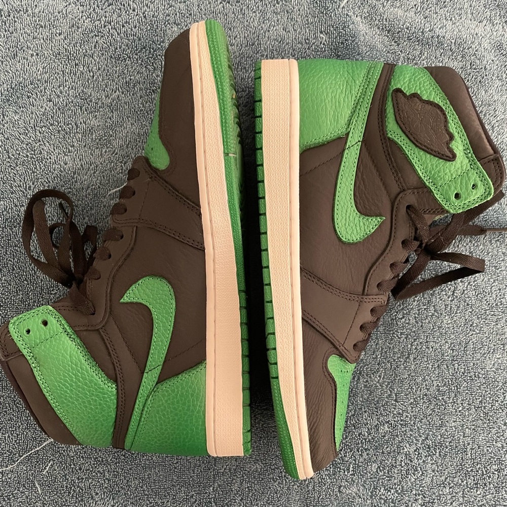 Jordan 1 high OG pine green 2.0